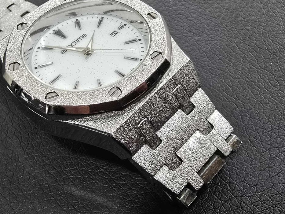 Продавам мъжки часовник Еxactime