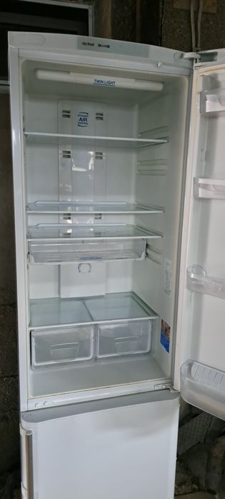 Продаётся холодильник