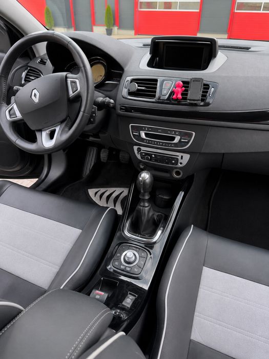 Renault Megane III Break 2012 | BOSE | Navi | Încălzire scaune | Cameră marșarier | Fără investiții