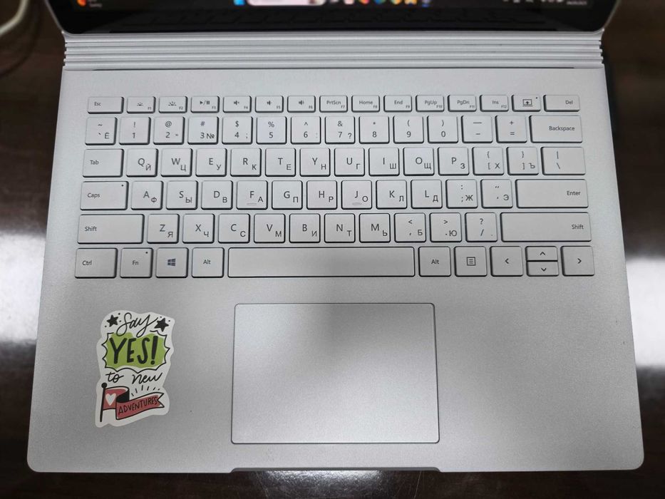 Microsoft Surface Book 2 Intel i5-6300U