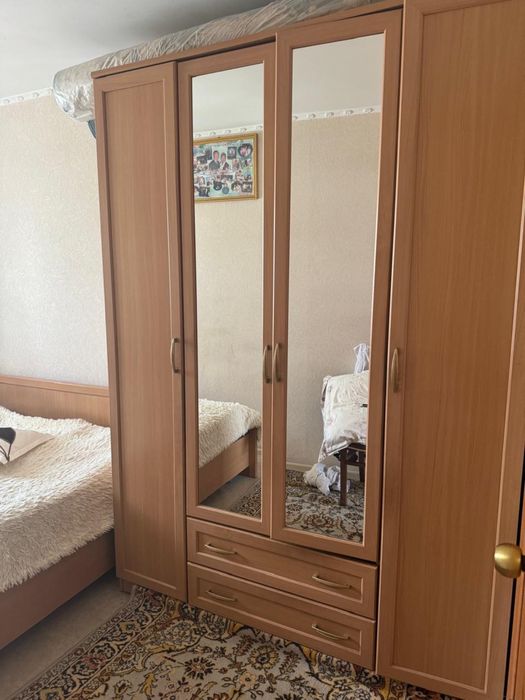 Гарнитур продам