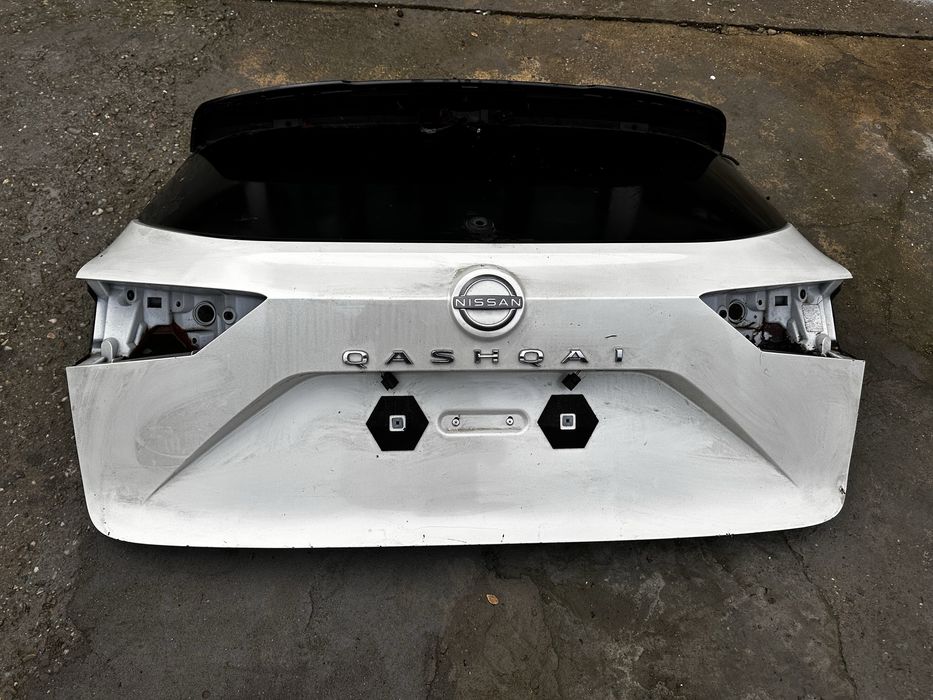 Hayon.lunetă nissan qashqai j12.