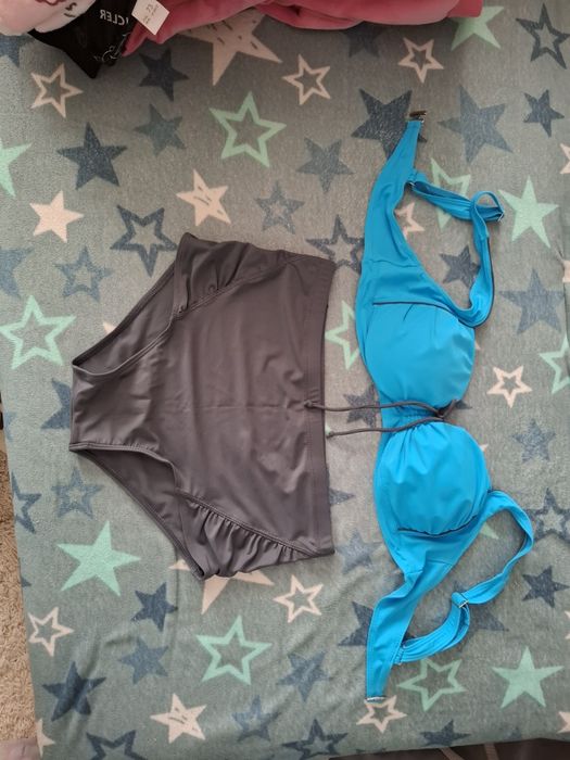 Продам купальники р. 50-52