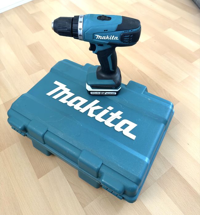 Masina Makita de gaurit si insurubat