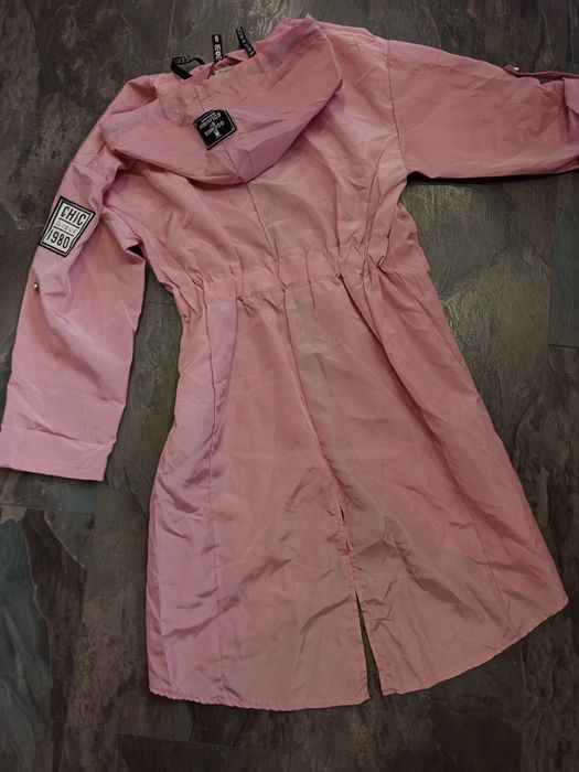 Тънко яке, тип ветровка