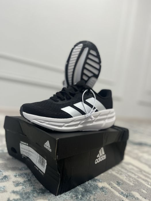 Кроссовка Adidas Adistar. Новые