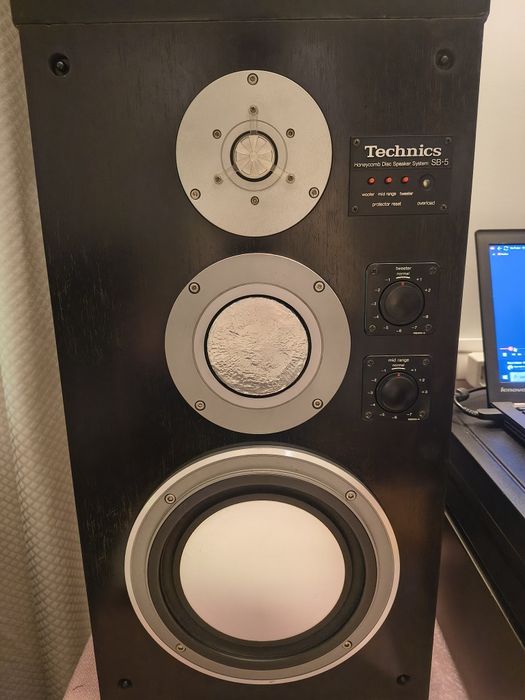 Boxe technics SB5 in stare impecabila de funcționare și estetică!