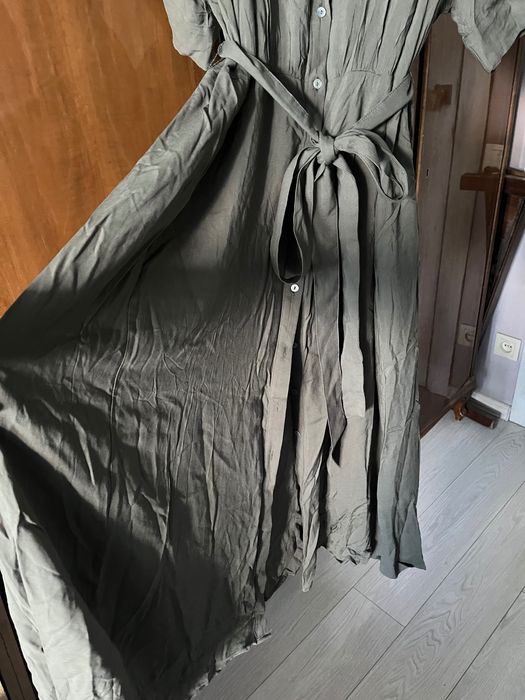 Платье H&M цвета хаки