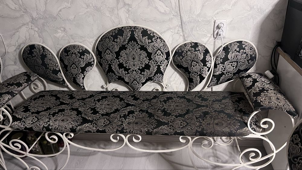 Продается кухонная кованная мебель