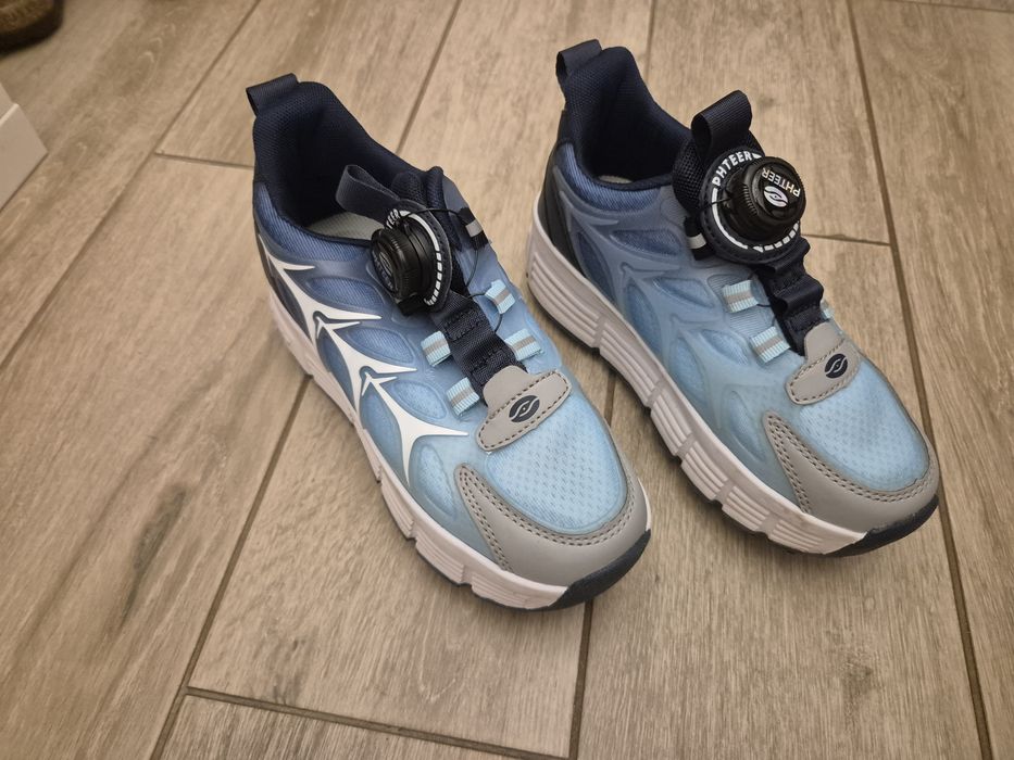 Adidași cu role copii, mărimea 34 – aproape noi!