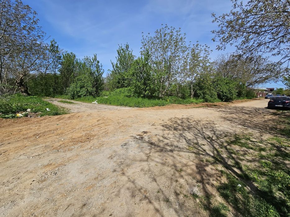 Vând teren 1500 mp  intravilan Băicoi