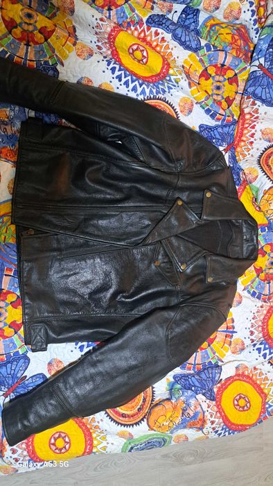 Кожено мото яке.