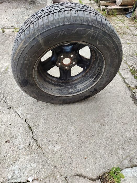 4 зимни гуми и железни джанти