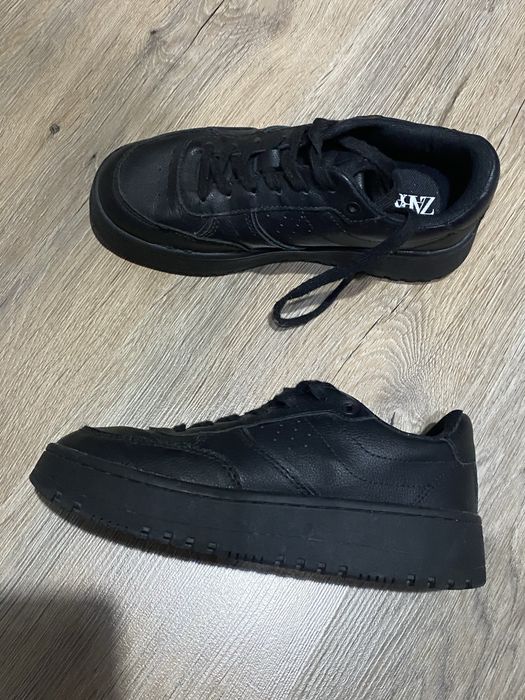 Боти зимни , маратонки