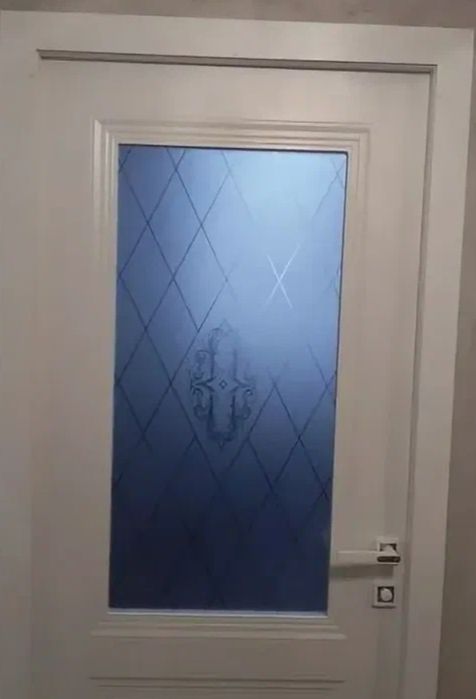 Устанавливаем двери в Таразе