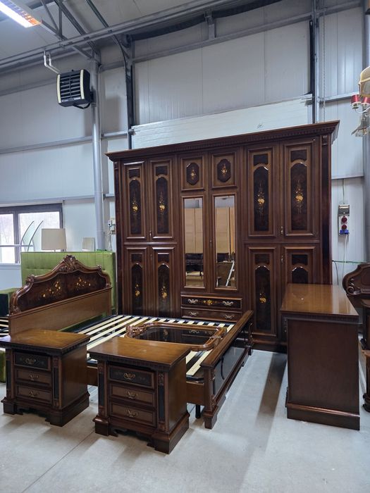 Dormitor complet baroc Italia lemn masiv