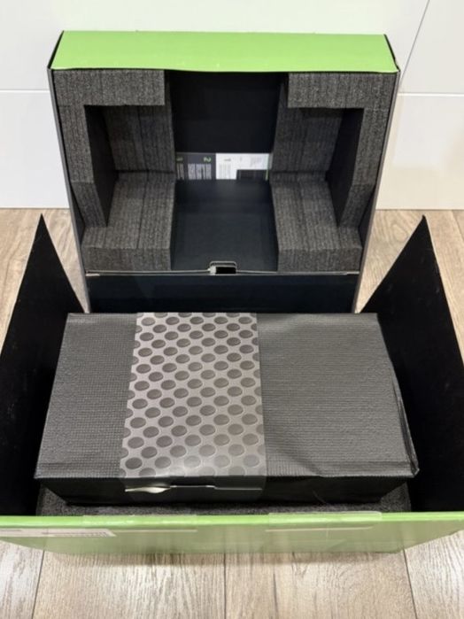 Xbox series X. 1tb+ gamepass ultimate.
