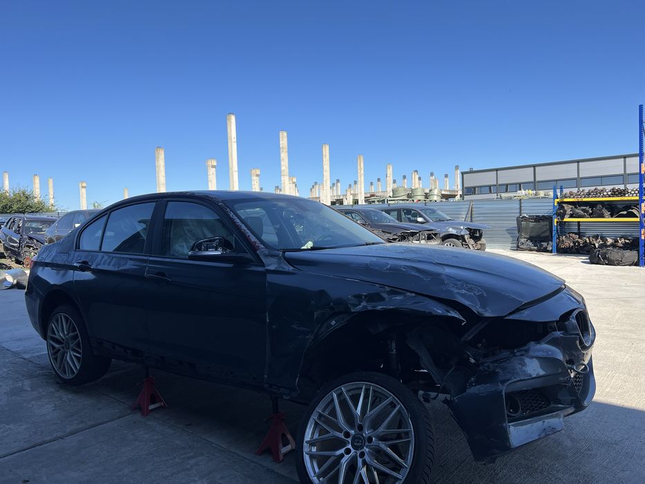 Dezmembrez Bmw F30 320i N20