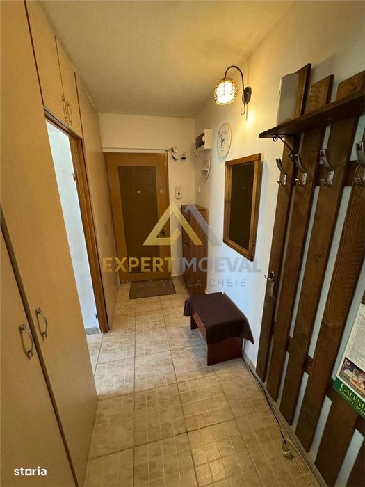 Apartament 2 camere de vanzare, Str. Petru Rares