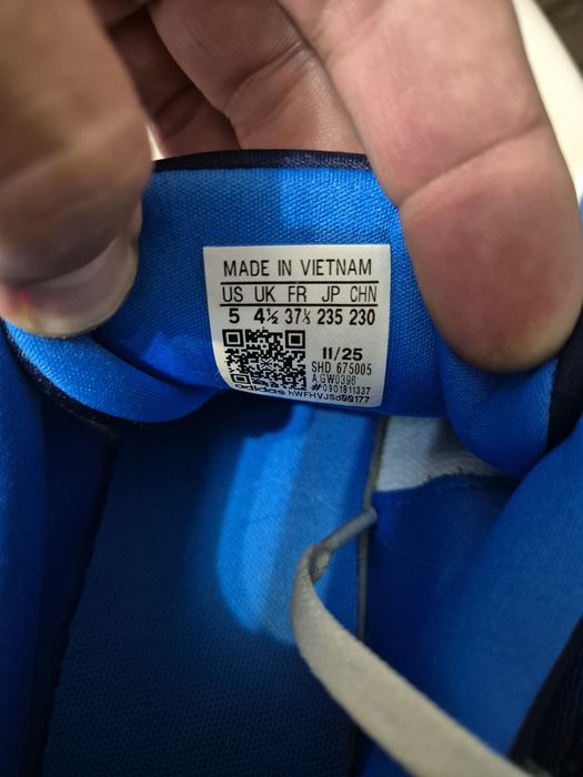Маратонки Adidas 37 1/3
