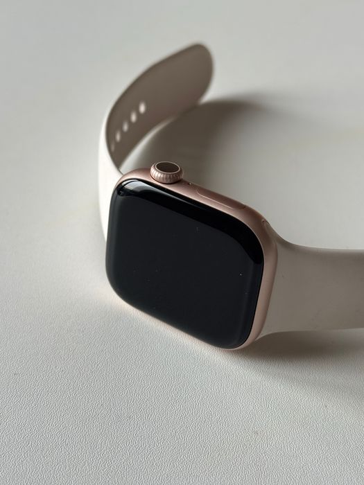 I watch 10 42mm rose gold akkumulyator 100%