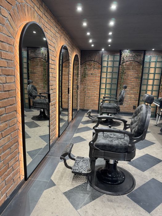 Disponibile chirie locuri coafeza /frizer /cosmetica/ barber