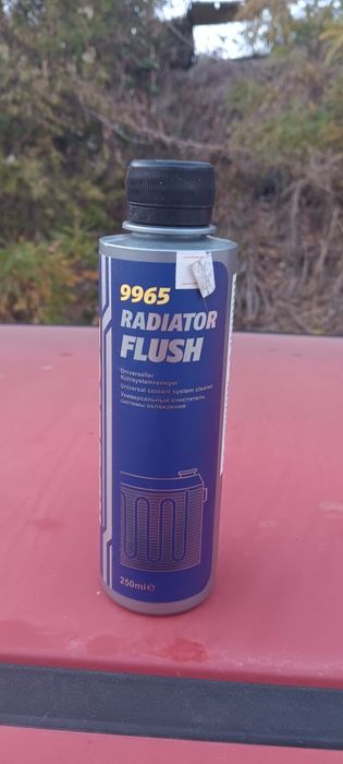 Продава нови части за Нисан