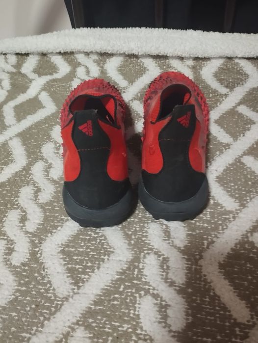 Продам адидас предатор