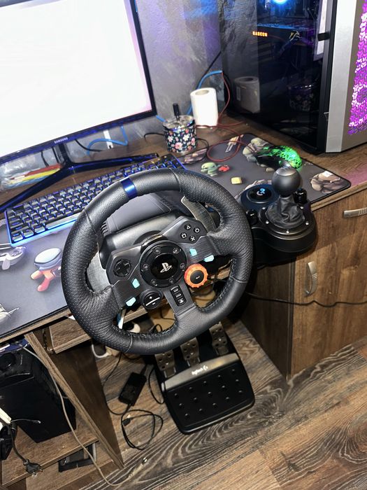 Vand set volan logitech g29 cu pedale si schimbator