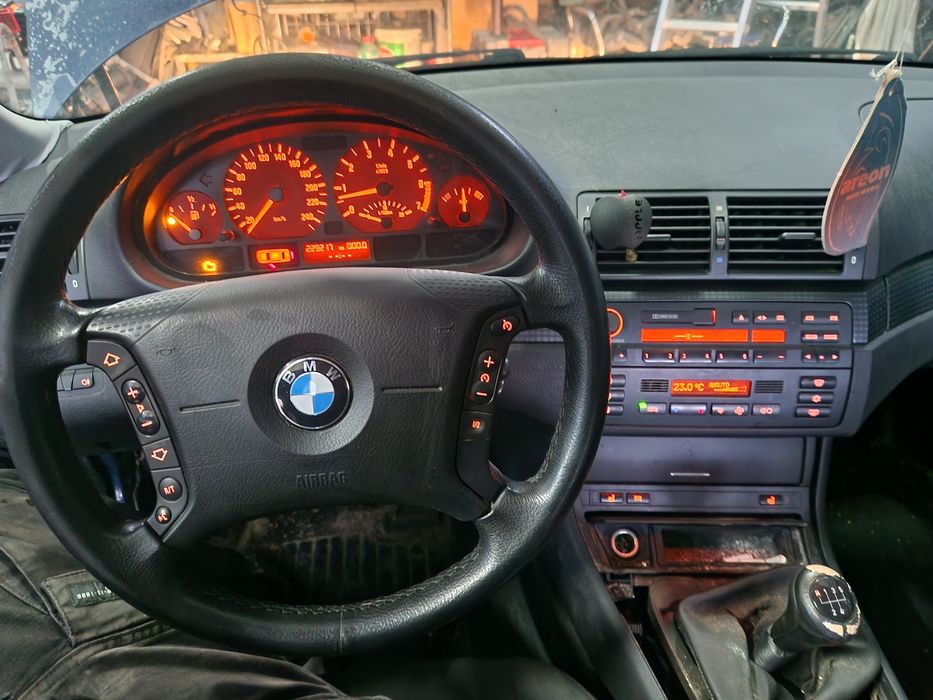 BMW 316i e46 (на части)