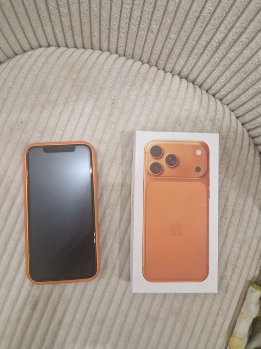 IPhone 17 PRO почти новый