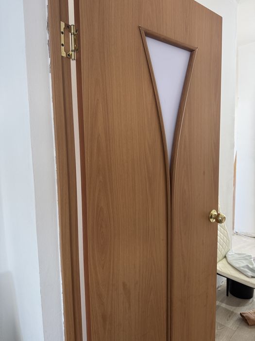 Продам межкомнатные двери