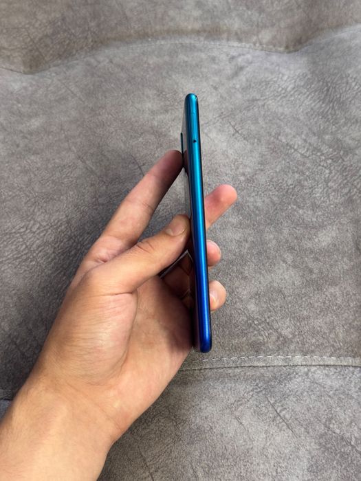 Huawei Y7 в отличном состоянии