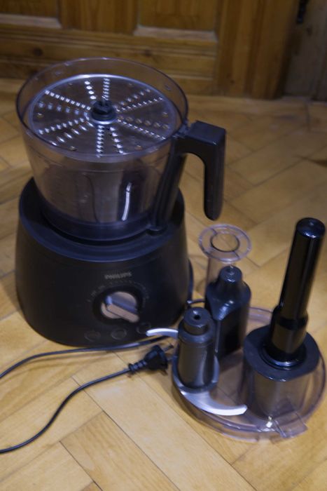 Robot bucatarie Philips HR7776