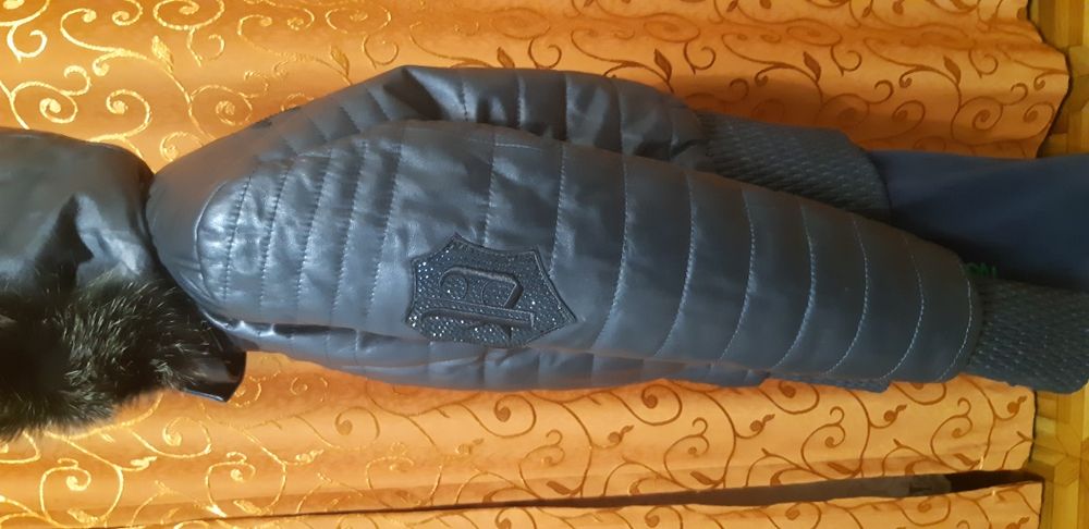 Модная курточка для девочки 11-12 лет.