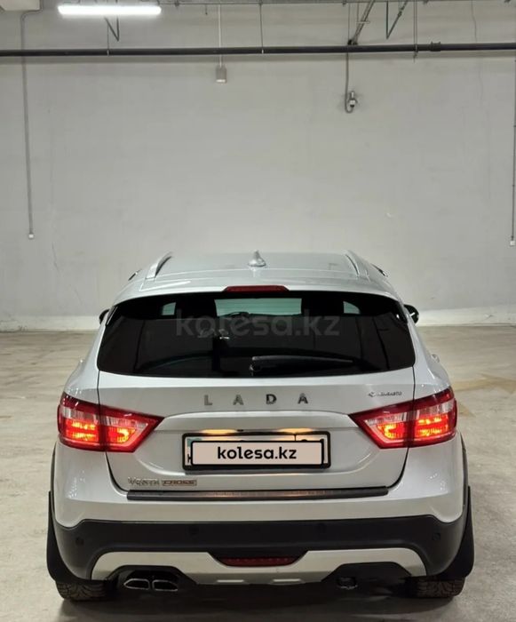 Продам веста кросс  читайте описание