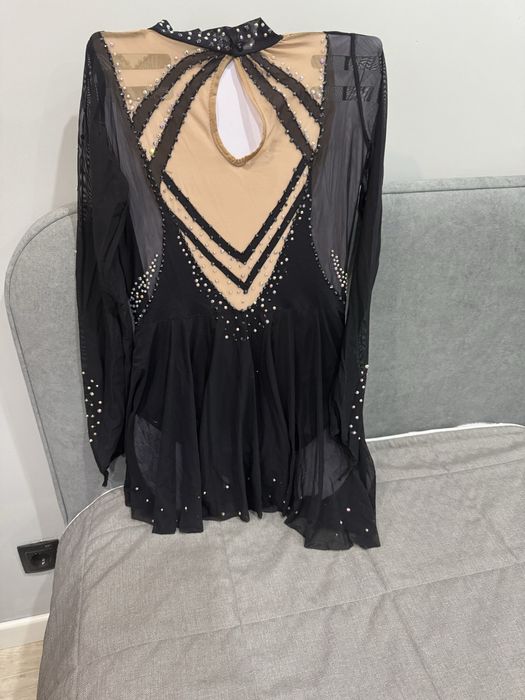 Платье для фигурного катания