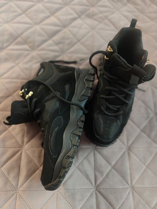 Ghete negre Fila originale