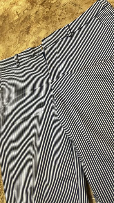 Продам брюки в полоску