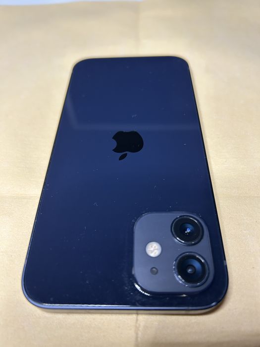 iPhone 12 black 64GB