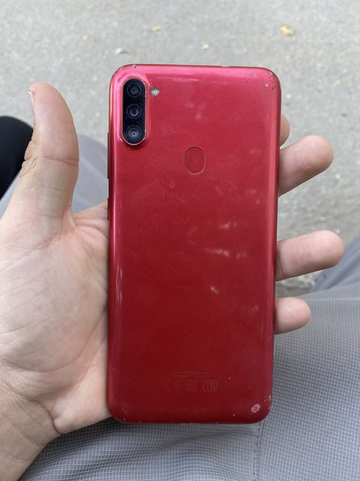 Продам Samsung в нормальном состоянии