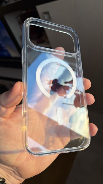 Husa iPhone 17 Pro Max, nouă