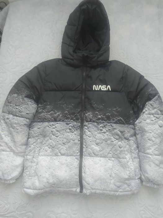 Яке на h&m,в много добро състояние