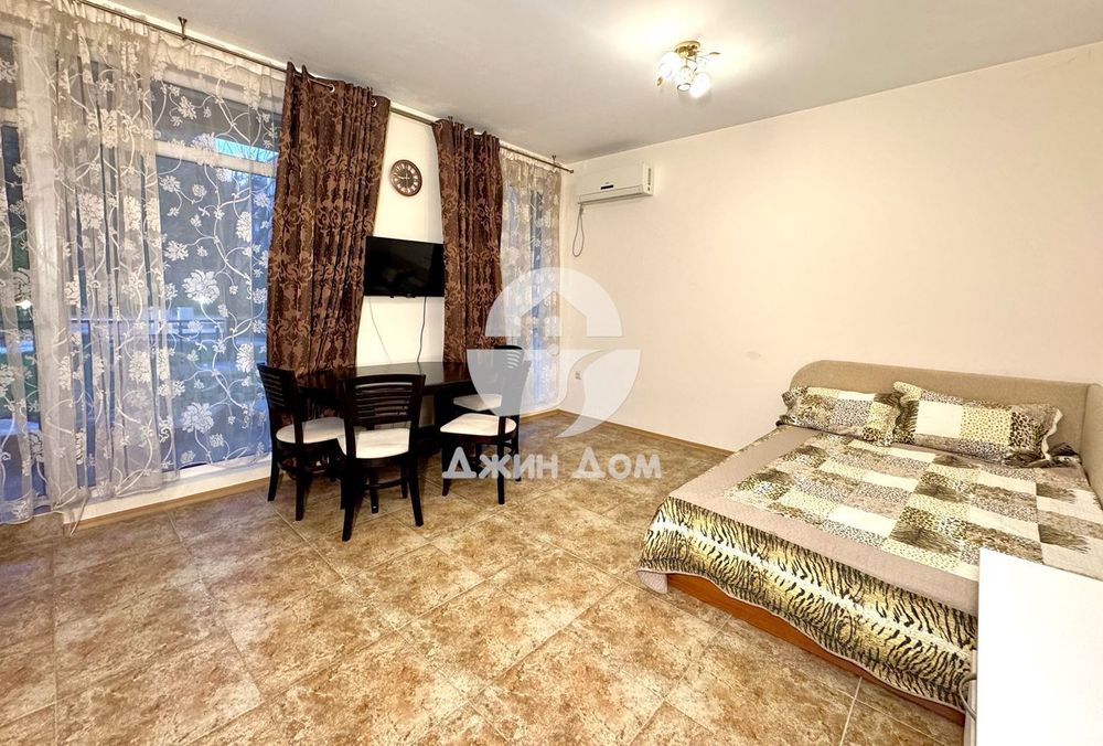 Продава се Едностаен апартамент в Несебър - 46 кв.м за 1261 €/кв.м - Снимка #2