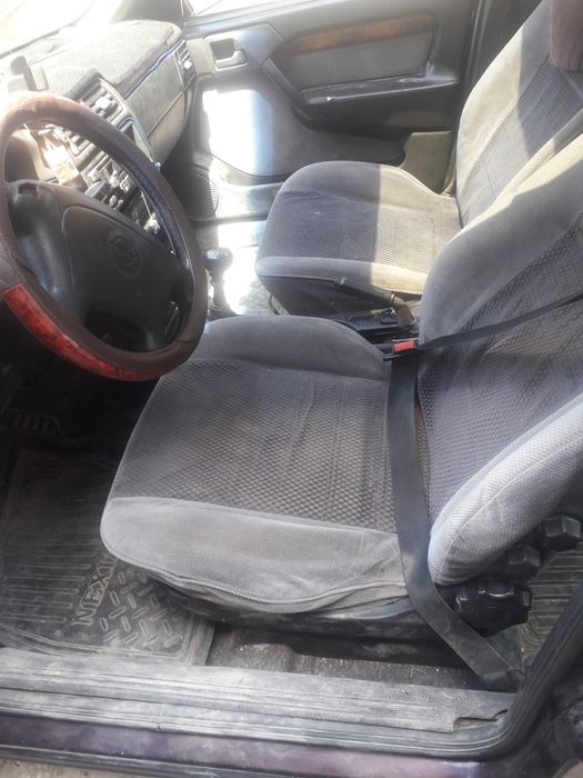 Опел вектра машина