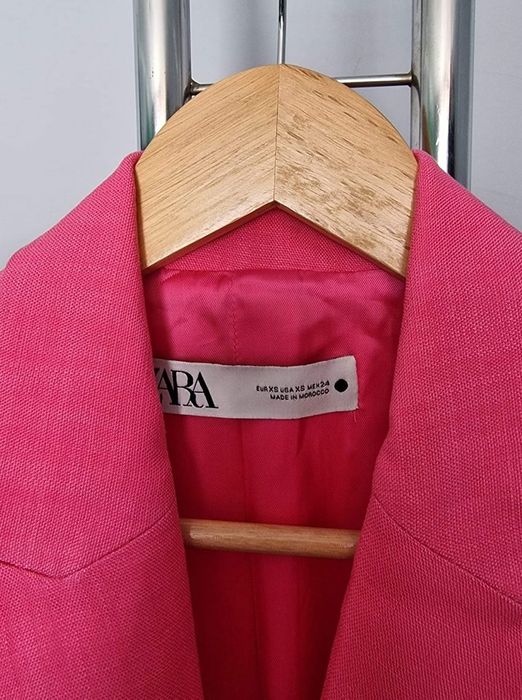 Страхотно дамско сако ZARA размер XS