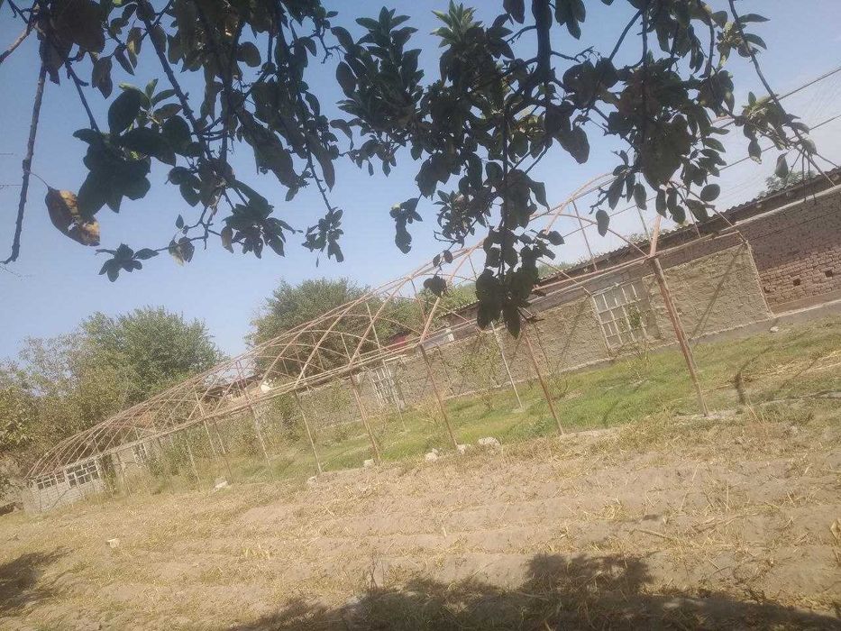 Issiqxona sotiladi 3 sotix joyniki