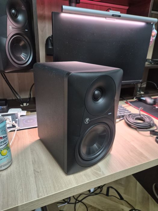 Студийные мониторы Mackie MR524