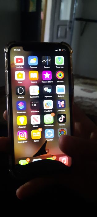 Продам IPhone xs 46gb