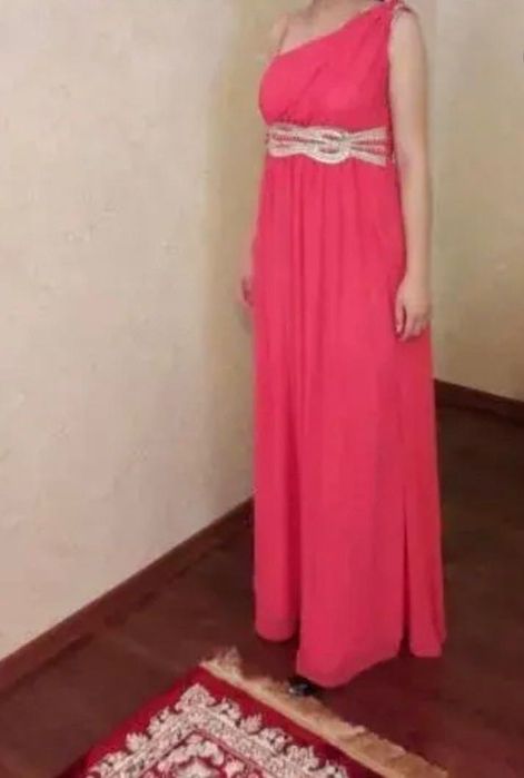 Продается вечернее платье